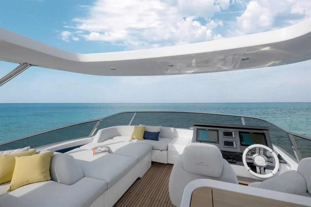 3300超大马力,阿兹慕grande 25metri豪华游艇