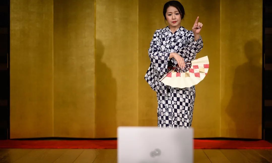 走向消亡的京都艺伎：失业、退圈、在线接客