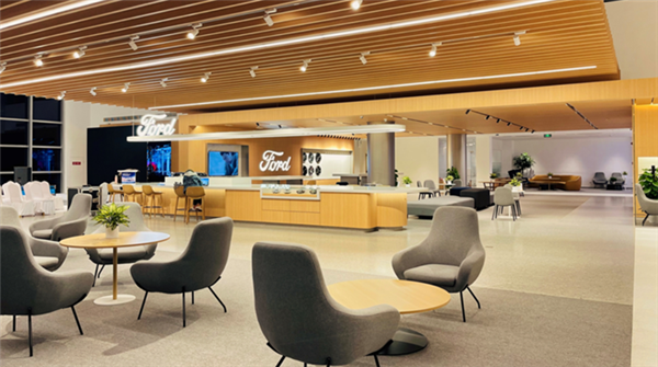 福特EVOS树燃油车智能新标杆!新车新门面 长安福特数字展厅全面焕新升级