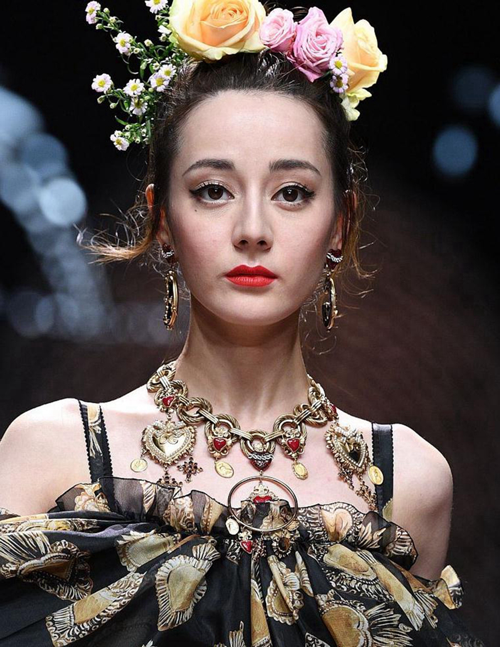 女明星的生图有多吓人?离开10级美颜后,她们还没你老婆漂亮!__凤凰网