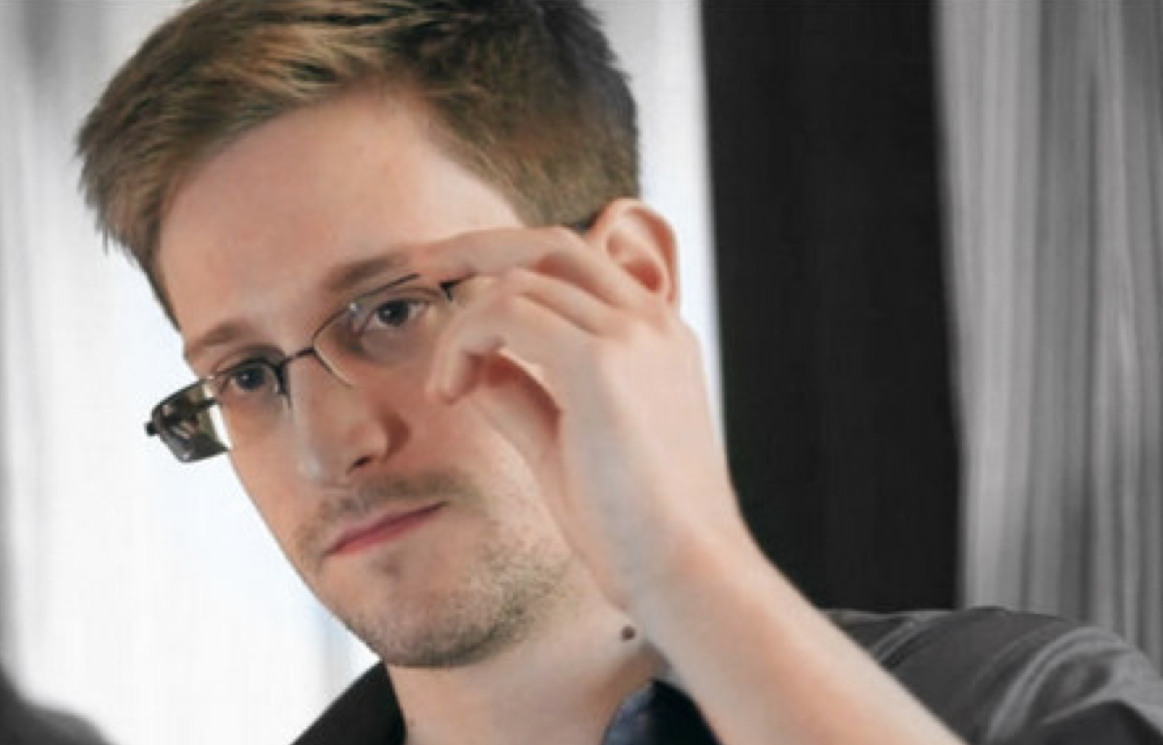 斯诺登为何要揭露美国的"棱镜"计划?__凤凰网