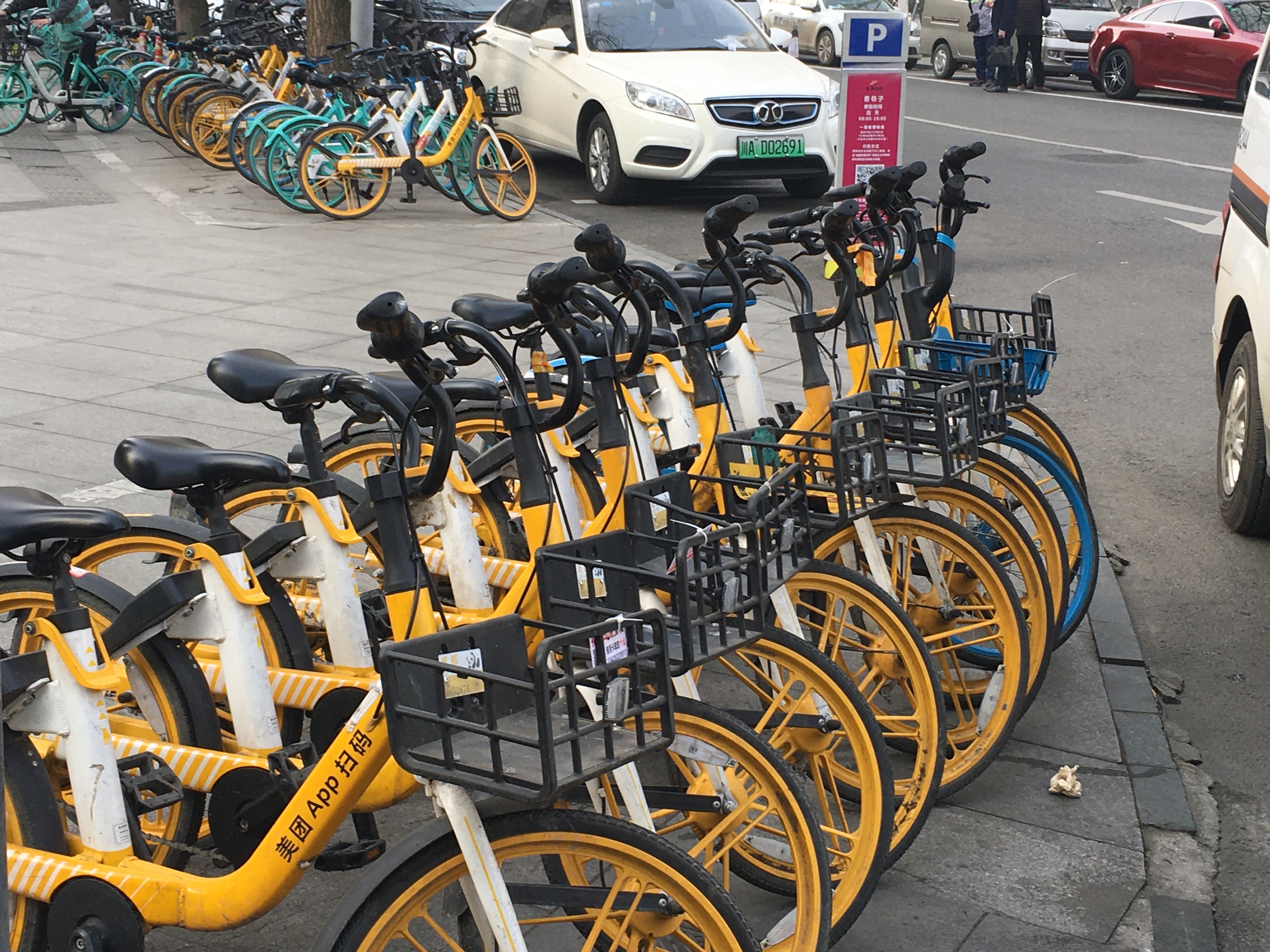 截止日期过去半月成都共享单车上牌情况如何