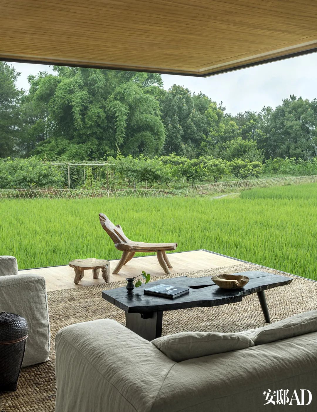 重庆「火锅夫妇」归隐田园的稻田小屋,外面土土的,里面诗意自在