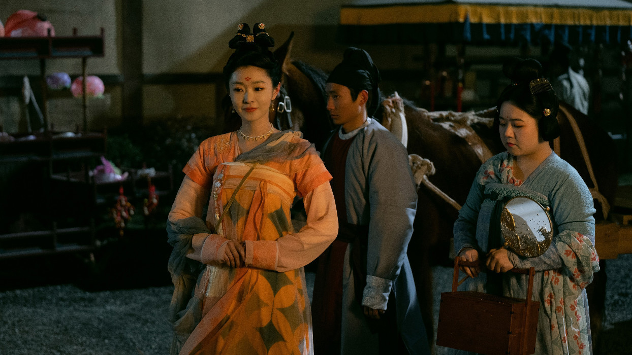 宋轶新剧《风起洛阳》热播 柳然调解矛盾推进探案_凤凰网娱乐_凤凰网