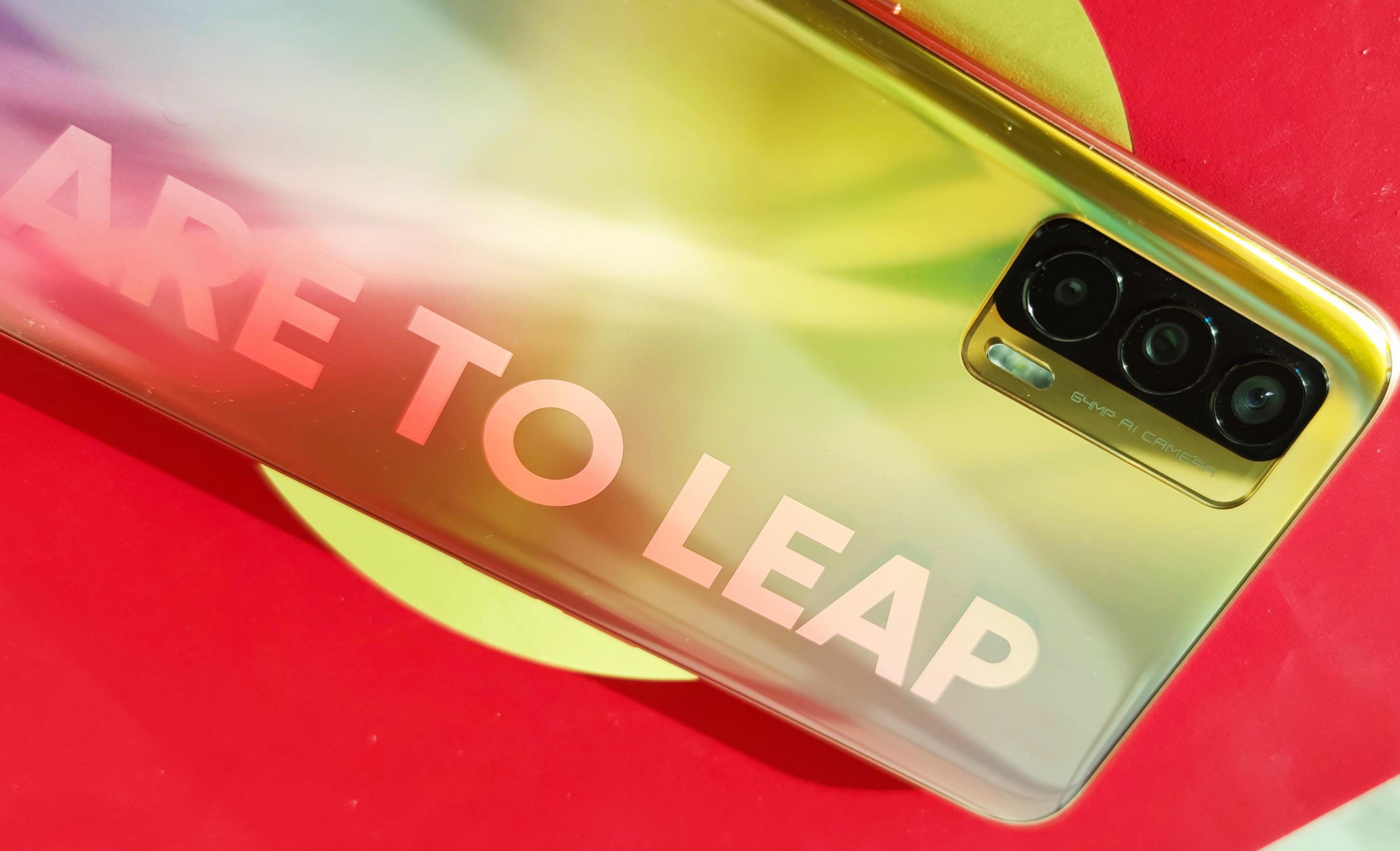 千元价位王炸!realme真我v15国潮锦鲤手机已对红米构成足够威胁