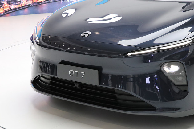 2021上海车展：实拍蔚来智能电动旗舰轿车eT7