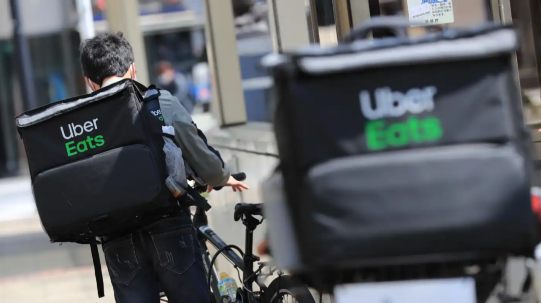 走向消亡的京都艺伎：失业、退圈、在线接客