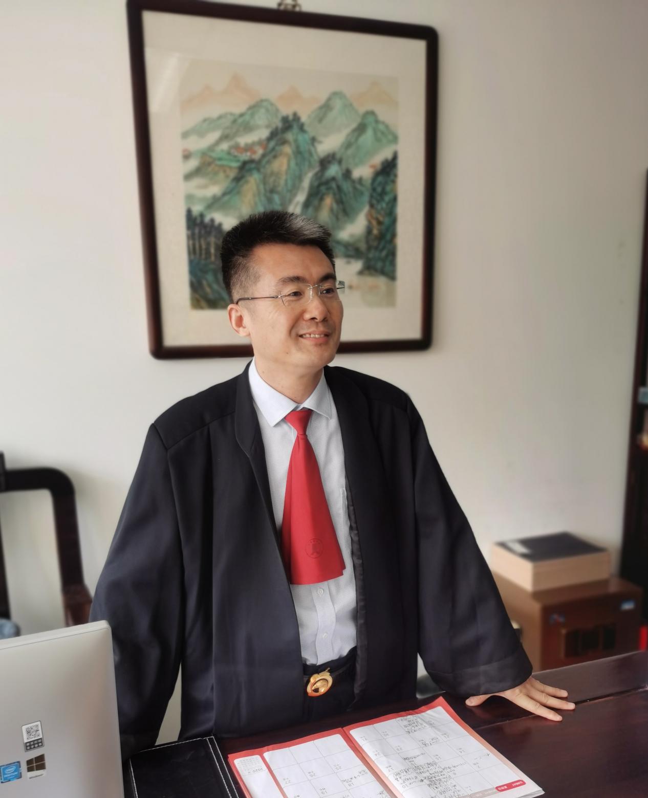 律师精神是一种信念的传承——访福和律所主任陈楠