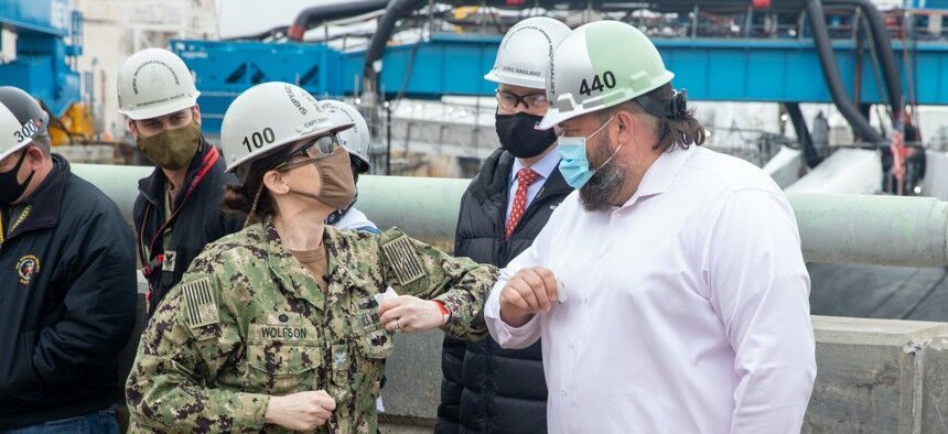 疫情期间的美国诺福克海军造船厂造船厂 资料图