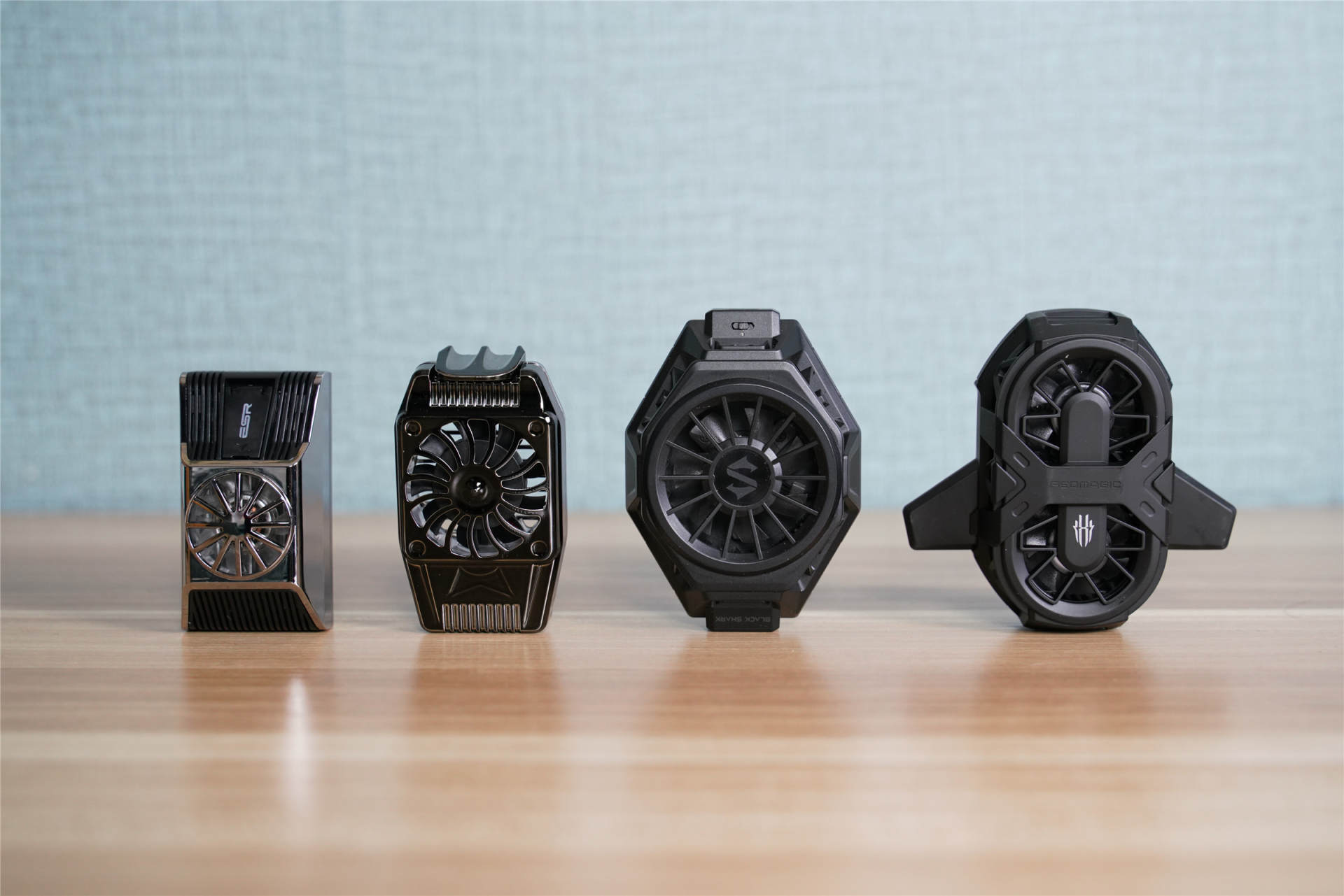 告别发烧,四款主流冰封散热背夹横评,谁才是游戏手机绝配?__凤凰网