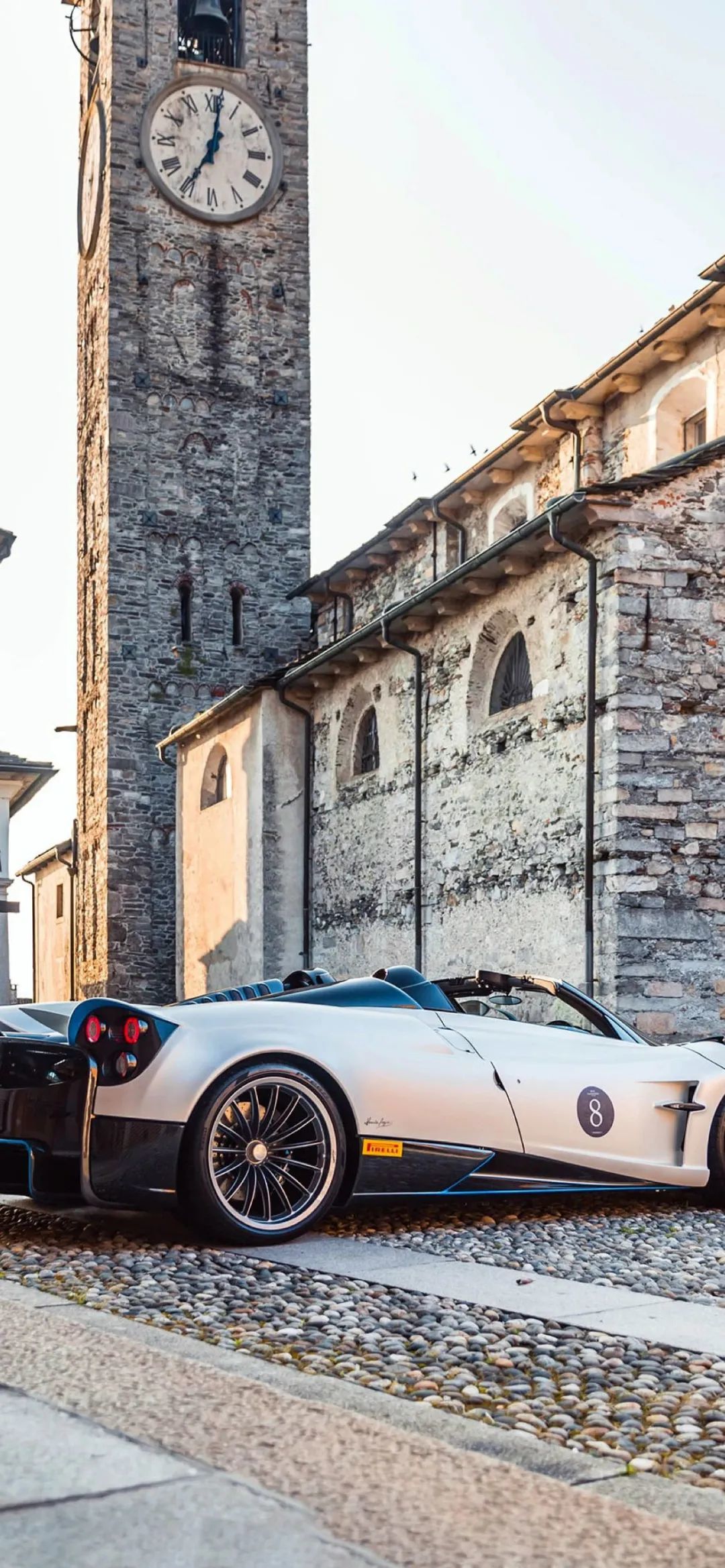 壁纸库|一起来感受帕加尼huayra的力量