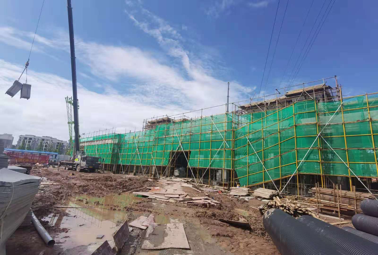 实拍|工地打围施工