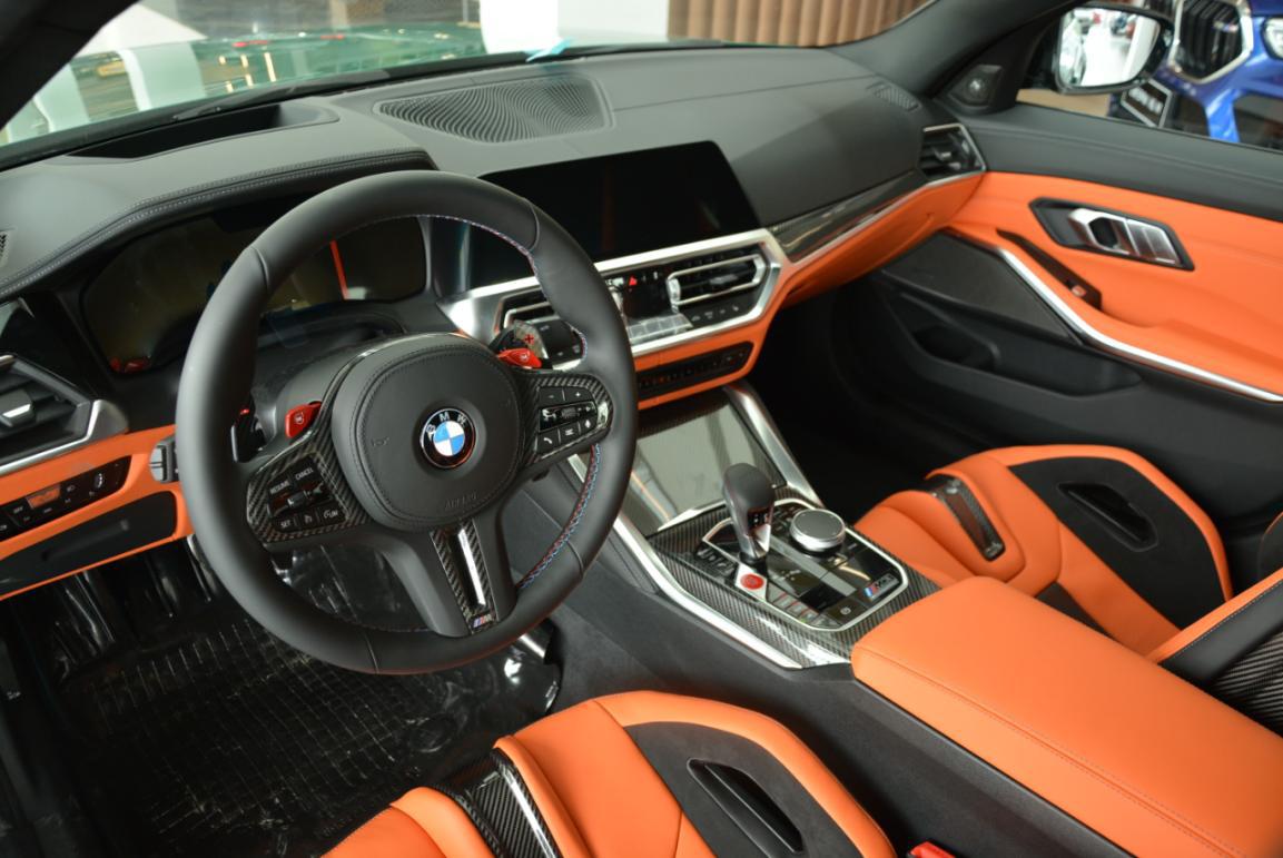 颜值设计动力性能很抢眼实拍全新宝马m3