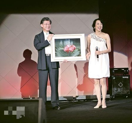 5D2063AC-FBB9-4F86-BD04-D249C049C2CE