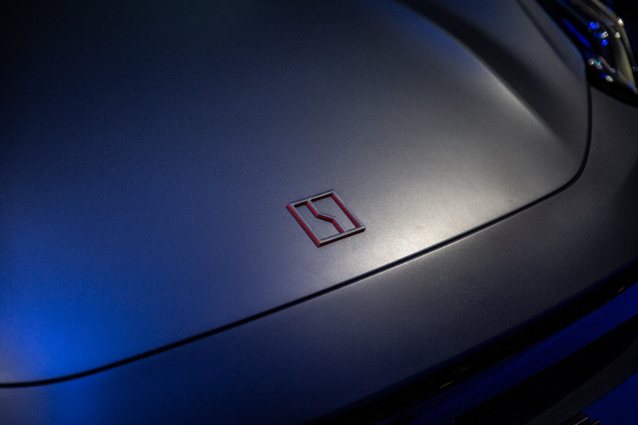 据此,该等投资者同意向极氪智能科技认购及购买,而