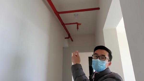 昆明一新交房楼盘室内层高缩水半米,消防喷淋触手可及