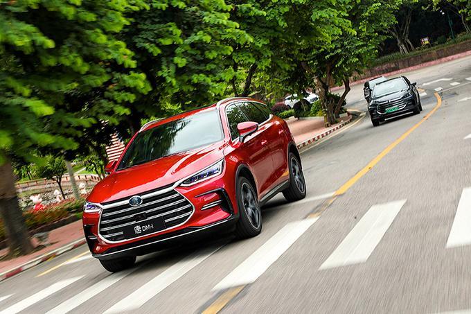 实力偶像派的居家好男儿比亚迪唐dmi试驾体验