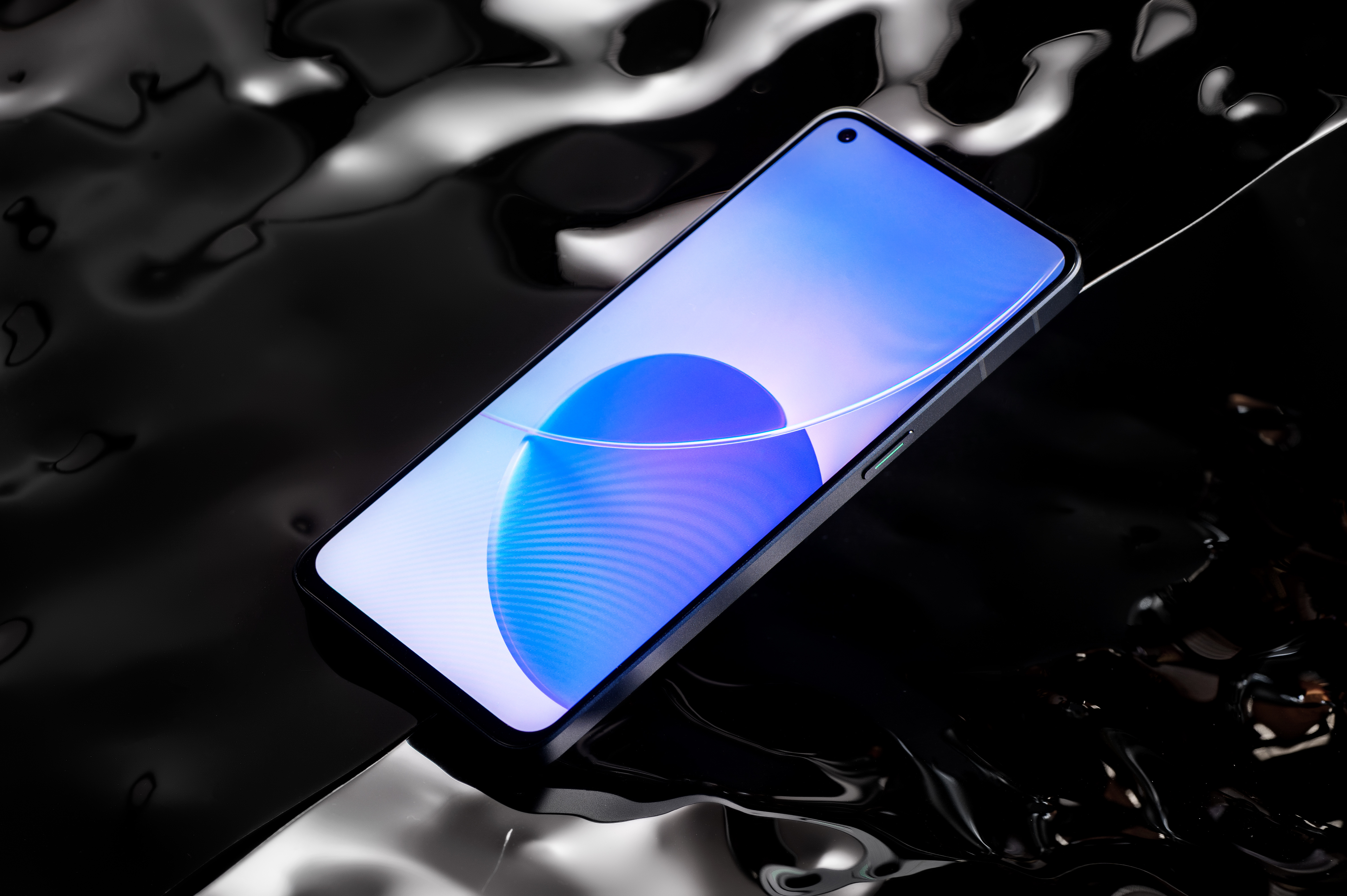 reno6夜海图赏解禁,网友:外观这方面oppo属于行家了__凤凰网