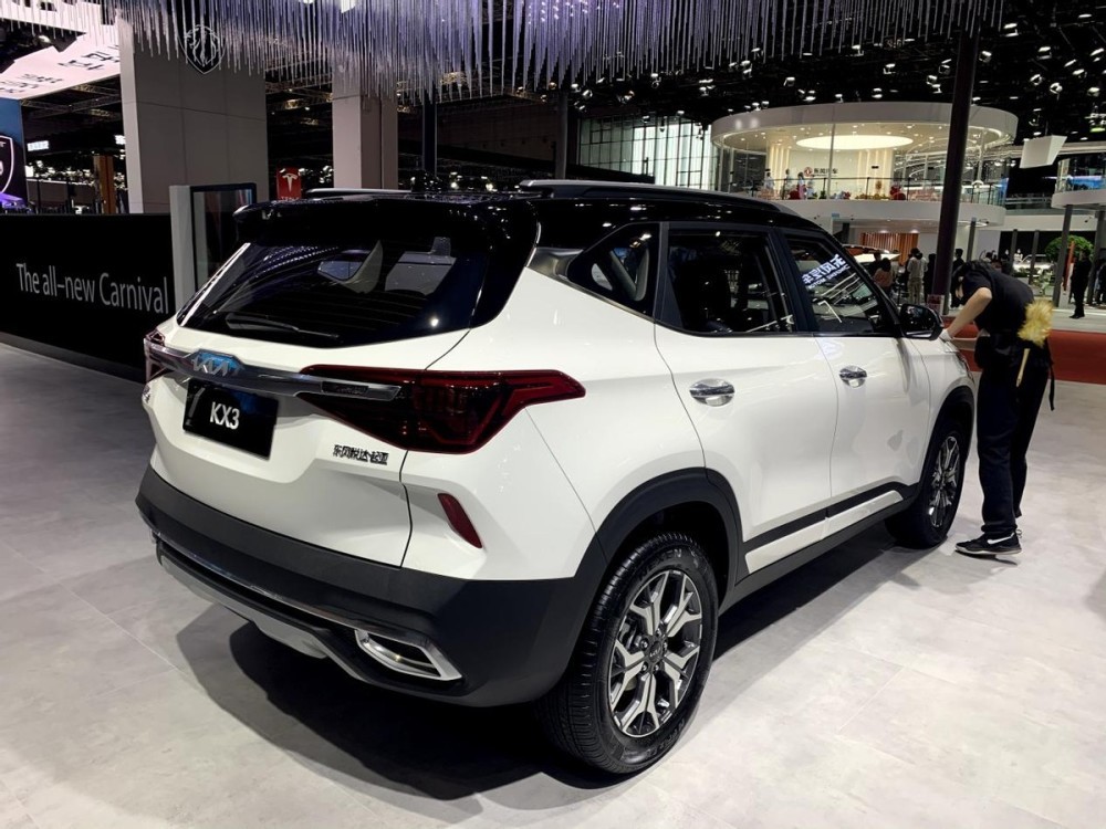 88万起/配置升级 新款起亚kx3傲跑正式上市__凤凰网