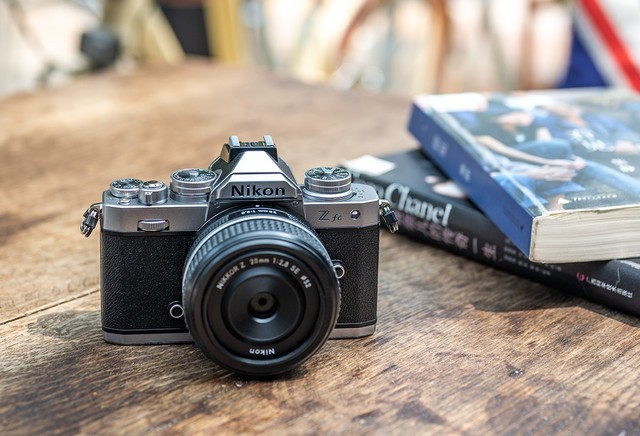 前世今生 从尼康经典胶片FM2到复古微单zfc