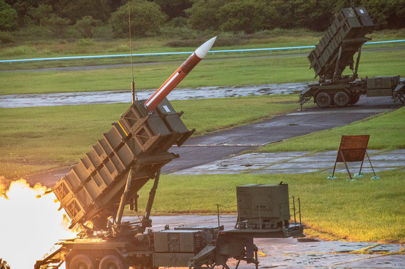 台军购自美国的“爱国者-2” 型导弹。图自台湾联合新闻网