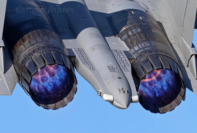 盘点主流战斗机发动机尾喷口,力与美的结晶,歼-16的最漂亮__凤凰网