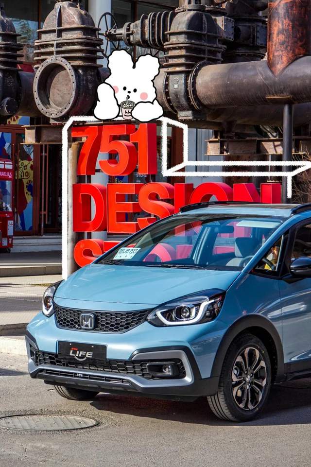 "猫系少女"冯溪 试驾全新life来福酱