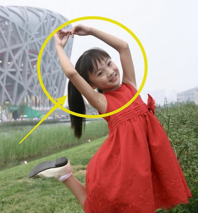 关晓彤林妙可久违再同框看清颜值对比谁才是真正的女神很显然
