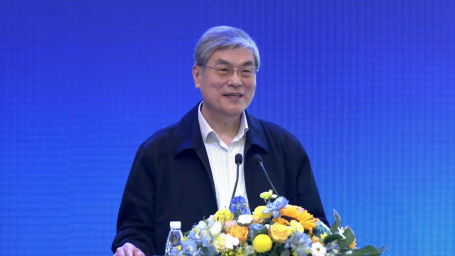 潘云鹤:人工智能应用的先发区要鼓励使用中国自己的平台