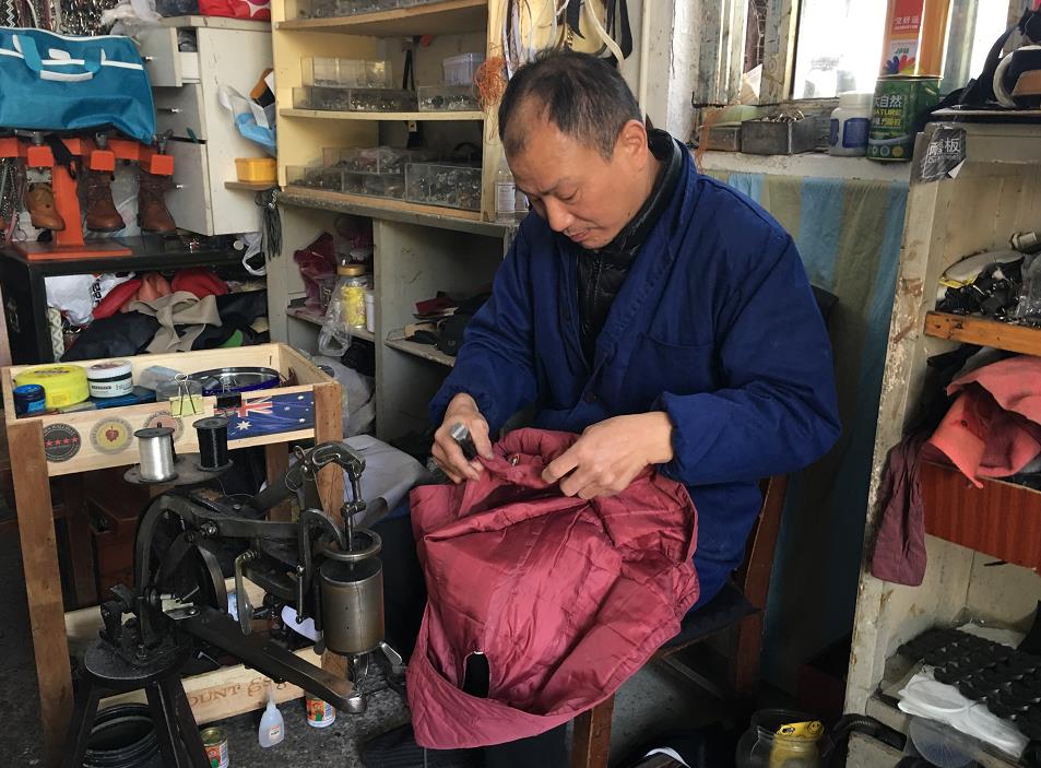 "无声缝纫铺"的30年