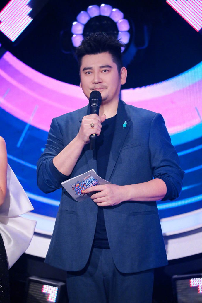 《天天向上》而结识了钱枫,且是钱枫主动向小艺要的微信