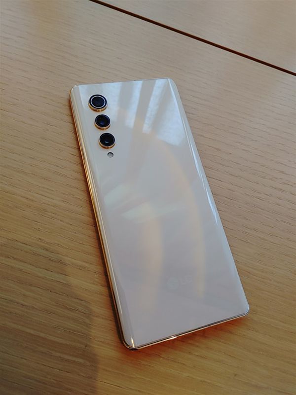 lg退出智能手机市场最后的旗舰v70真机曝光