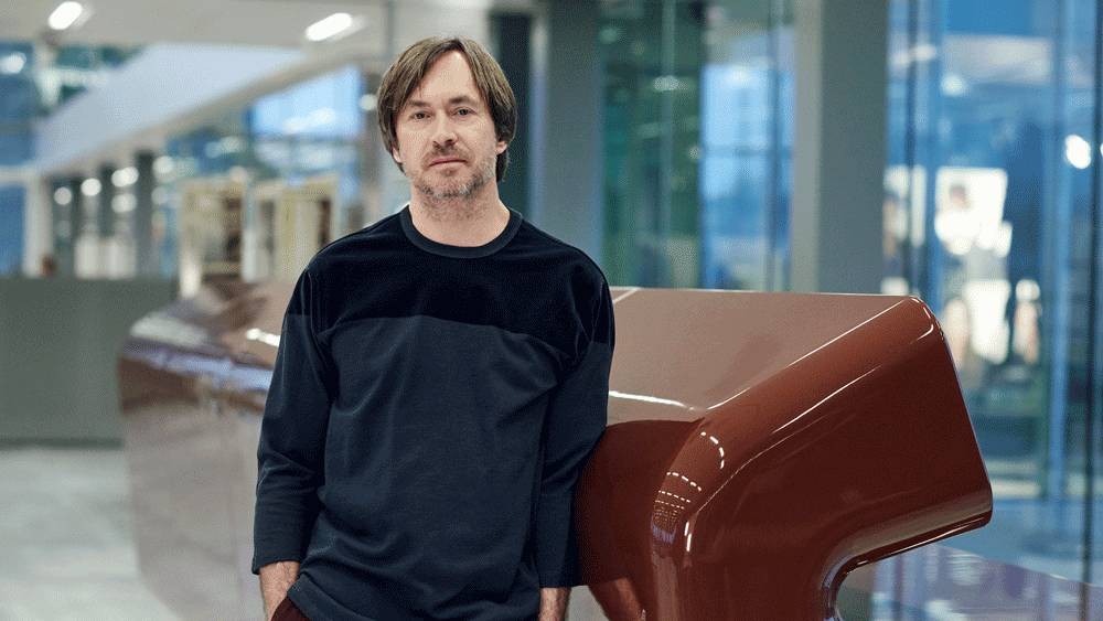 马克·纽森23岁成名作两千万,世界限量三款,他到底是何方神圣__凤凰网