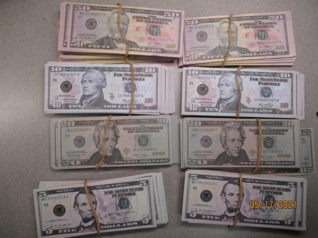 将被用作道具货币,伪造行为也依然违反了联邦法律禁止复制货币的规定