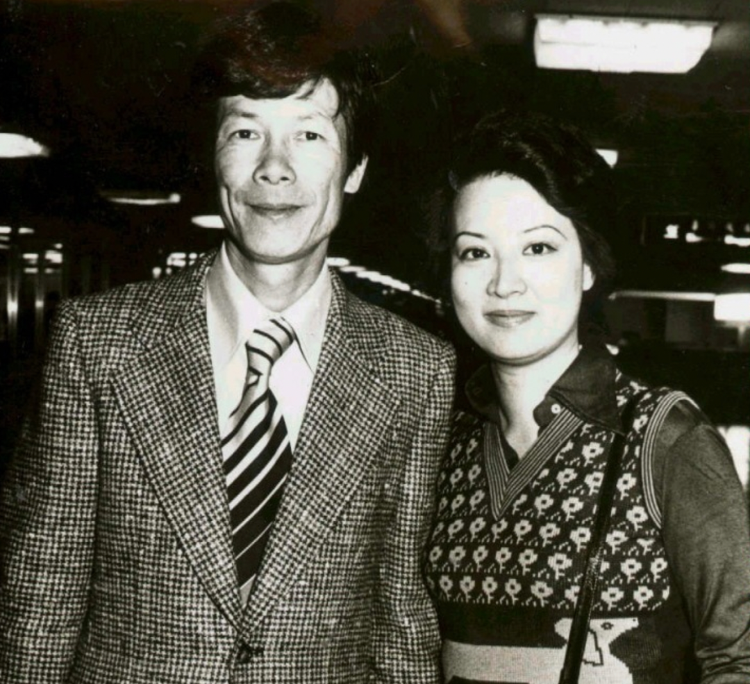 1964年,尤敏和葛兰一样选在了28岁的年纪完婚,她在伦敦登记注册