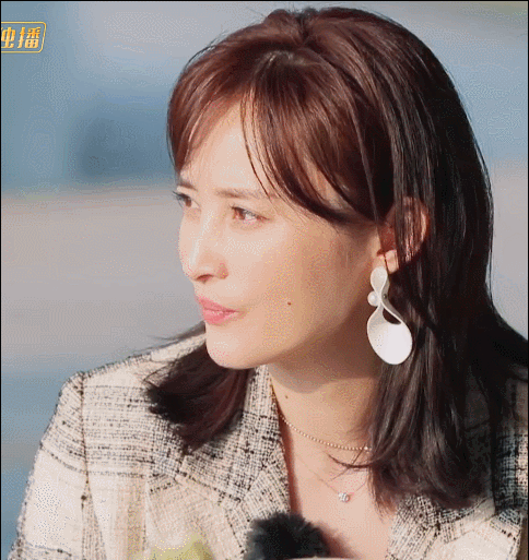 林峯张馨月的自我感动式爱情还要秀多久