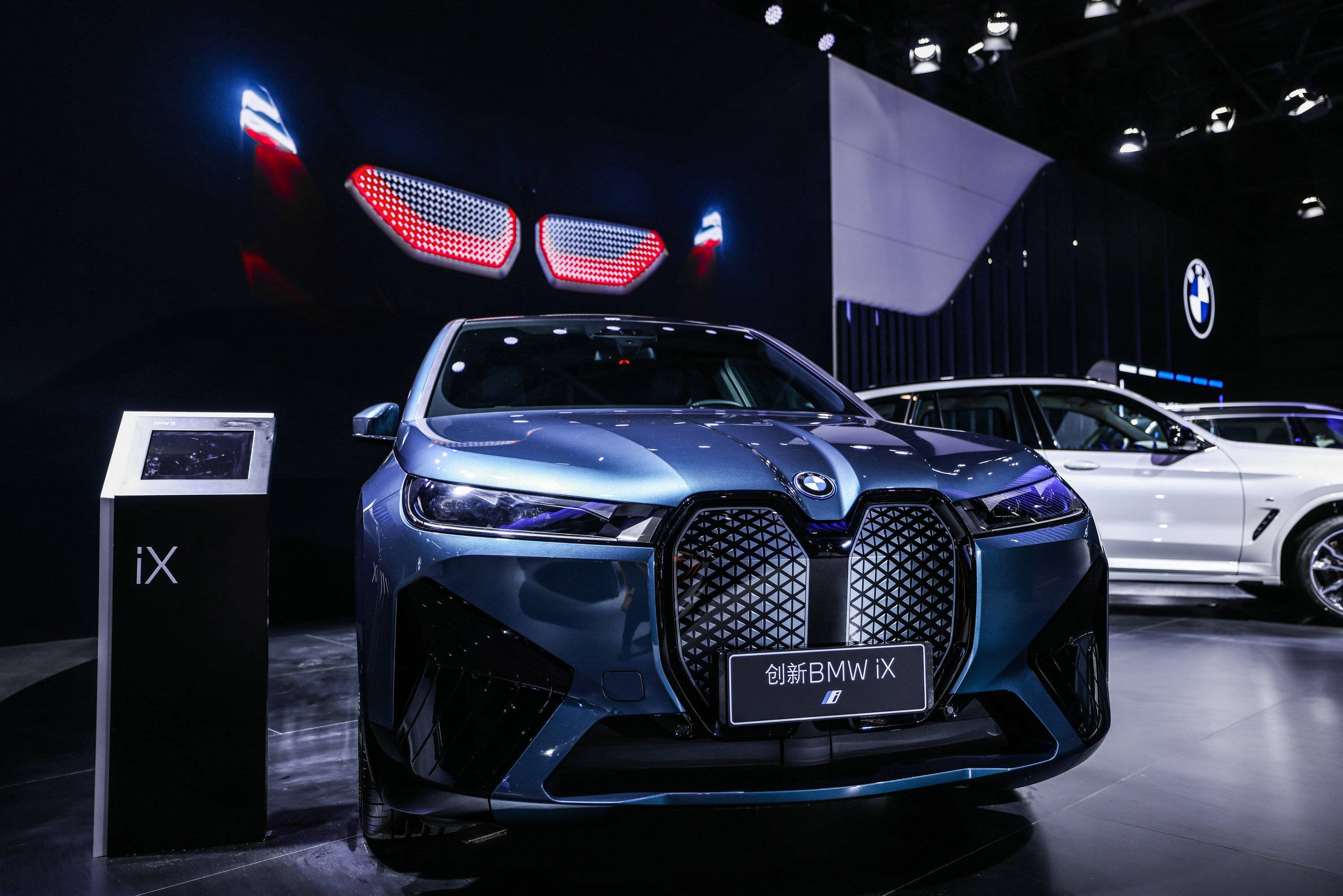 电动旗舰新典范bmw携豪华创新阵容强势亮相福州车展