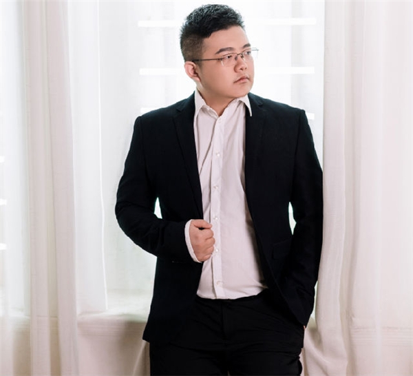 独家专访楚姿谜护肤老师小七老师,每个女人都能拥有一个精致的自己