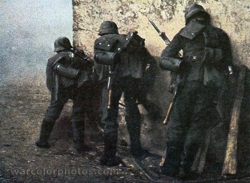 历史上的今天法兰西战役结束德军兵不血刃进占巴黎