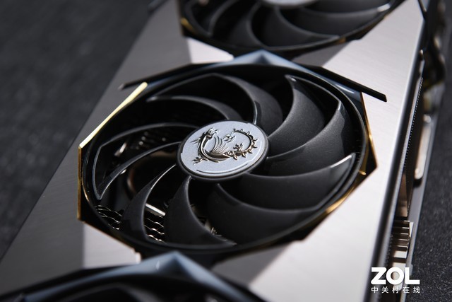 微星RTX 3080超龙评测: