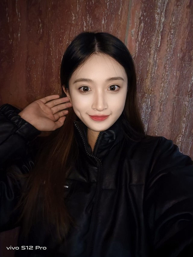 重塑手机暗光自拍体验 vivo S12 Pro前置暗光自拍评测