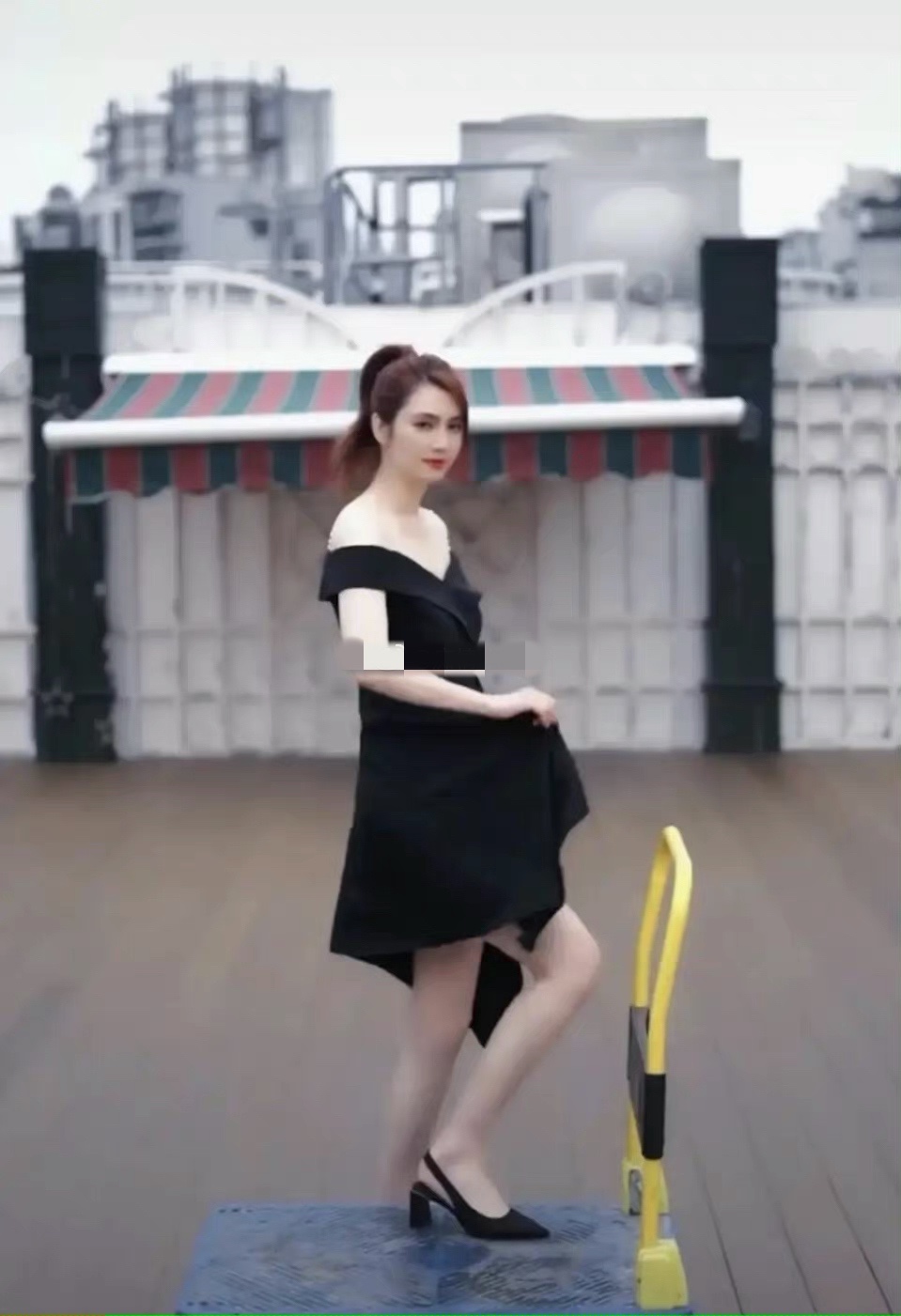 D1BF696E-F8A5-431A-94E1-13FEEED22598