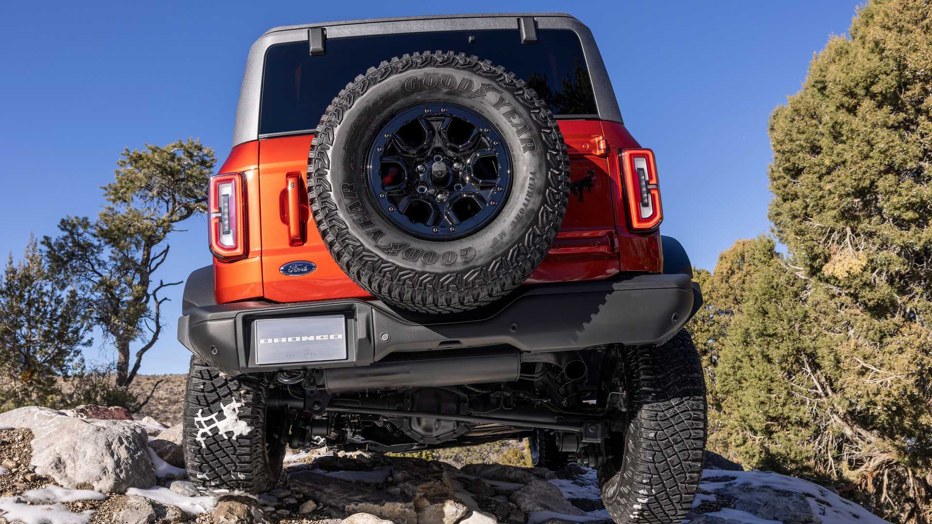 配备fox减震器福特为bronco推出hoss30选装包