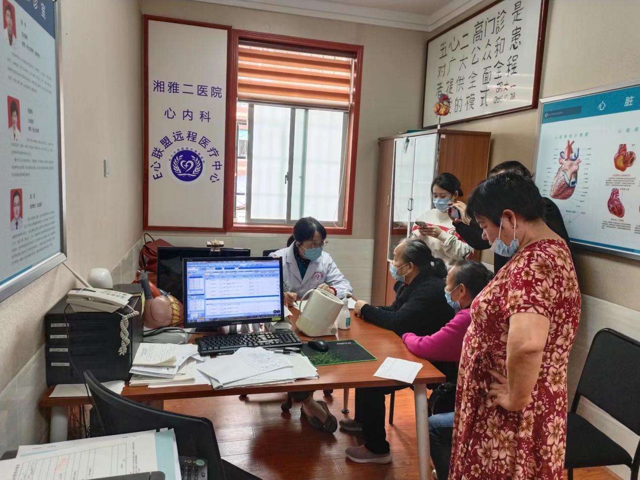 27ef21bd8024a399466b2d9e9d11ce6