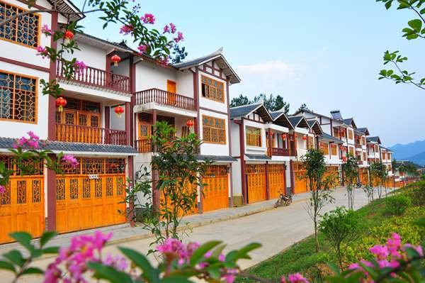 贵州省遵义市余庆县构皮滩镇卧龙庄移民新村.水利部供图