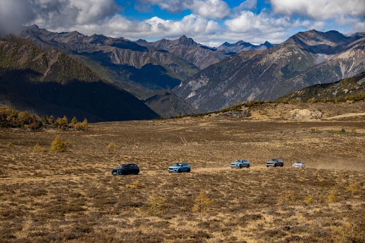 川藏美景顶峰相见 开新捷达suv挑战g318_凤凰网汽车_凤凰网