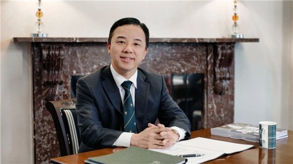 校长张翔教授捐一半年薪,支持港大发展_凤凰网商业_凤凰网