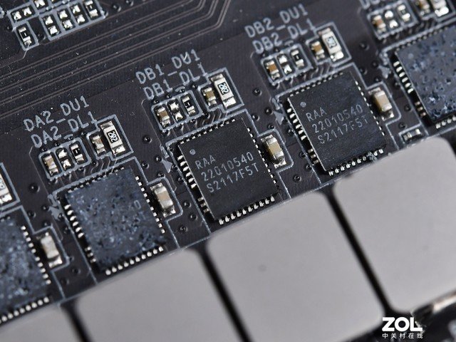 【有料评测】技嘉X670E AORUS MASTER超级雕主板评测 接口真的多