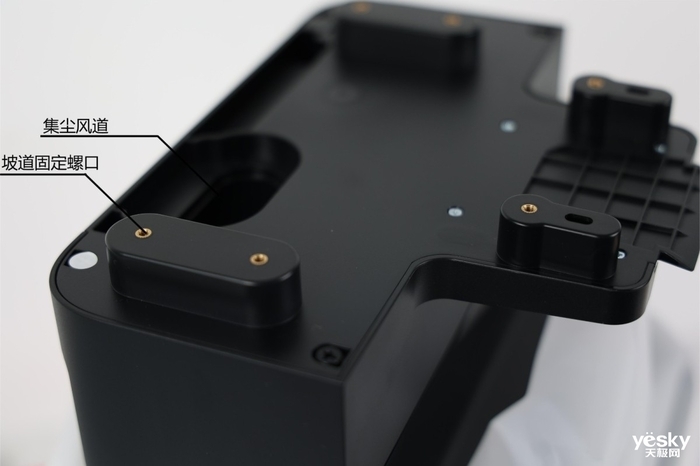 更纯粹的扫地集尘体验 石头扫拖机器人T8智能集尘版评测