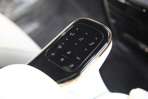 广汽传祺新一代m8发布 更时尚也更豪华